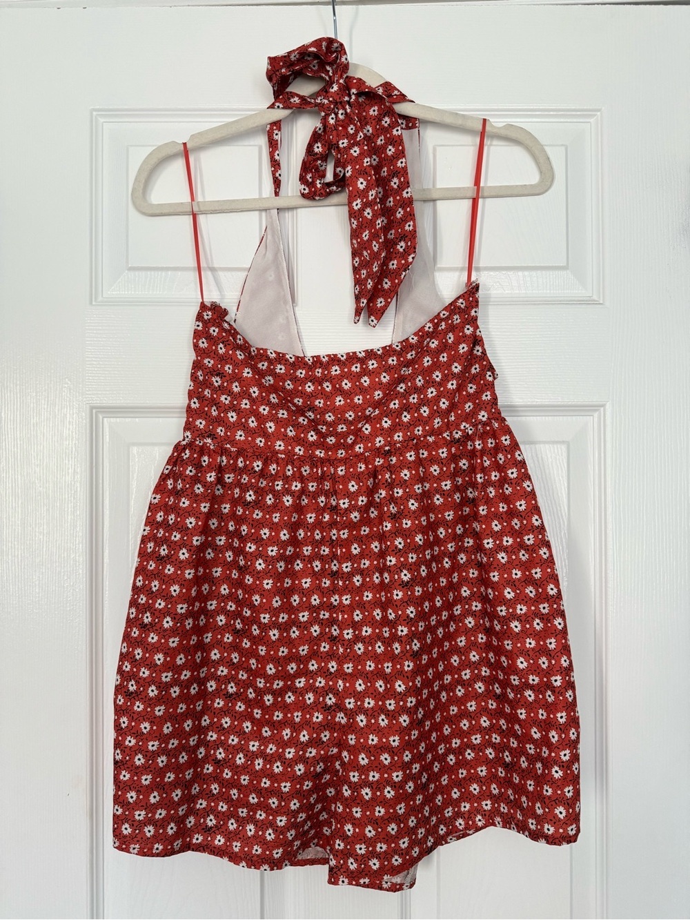 Urban outfitters Rust Red Floral Halter romper- size M - Picture 4 of 5